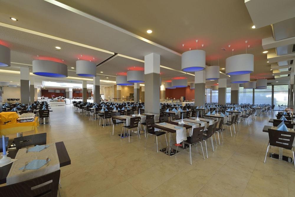 Hotel Materada Plava Laguna Пореч Екстериор снимка
