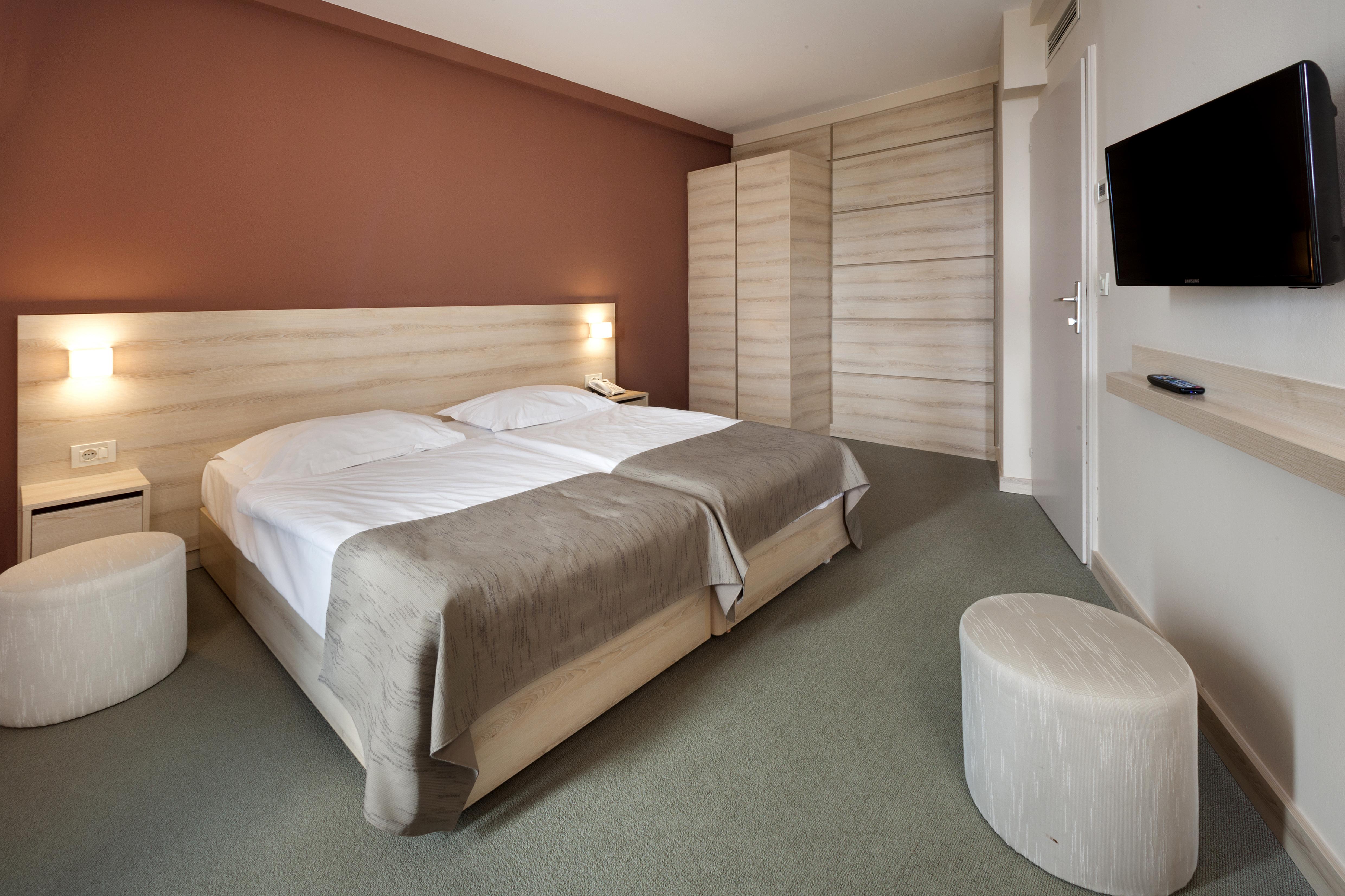 Hotel Materada Plava Laguna Пореч Екстериор снимка