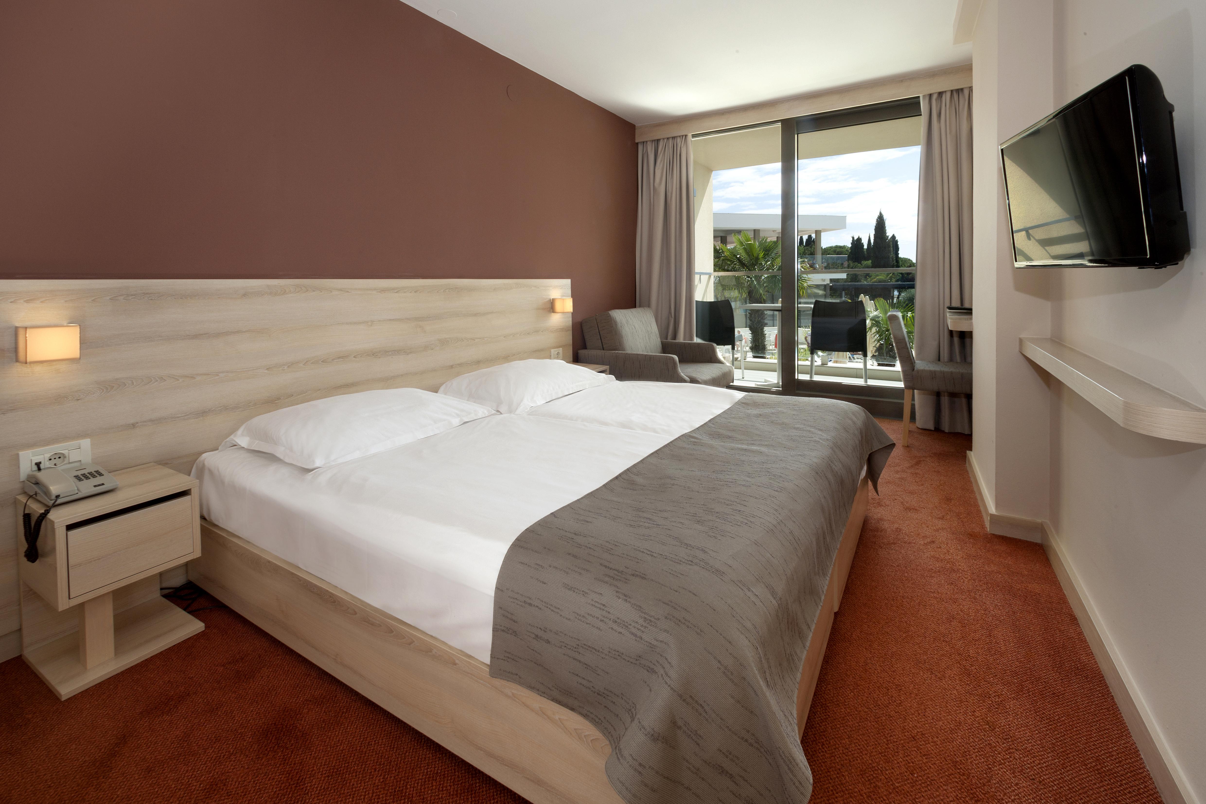 Hotel Materada Plava Laguna Пореч Екстериор снимка