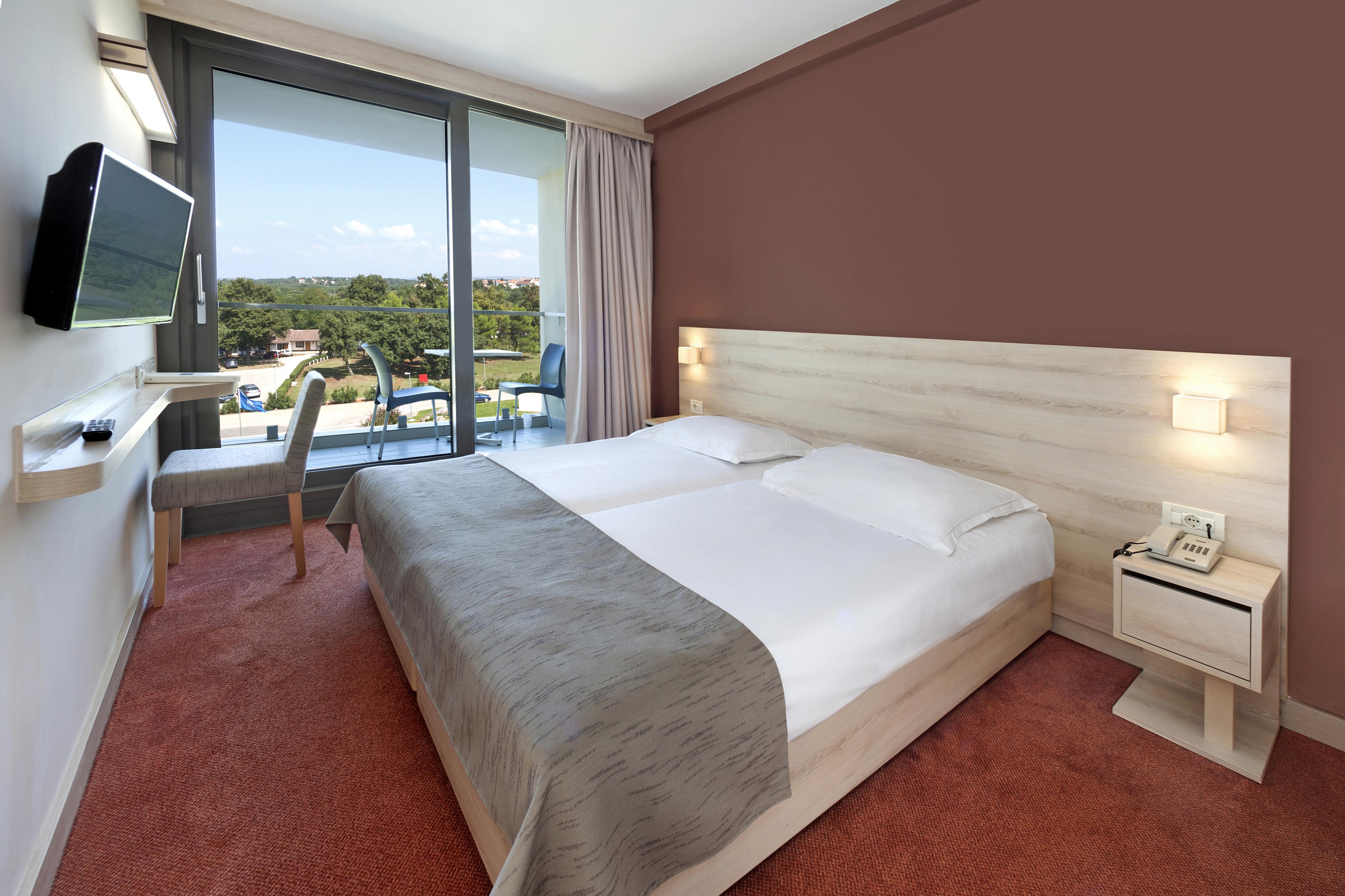 Hotel Materada Plava Laguna Пореч Екстериор снимка