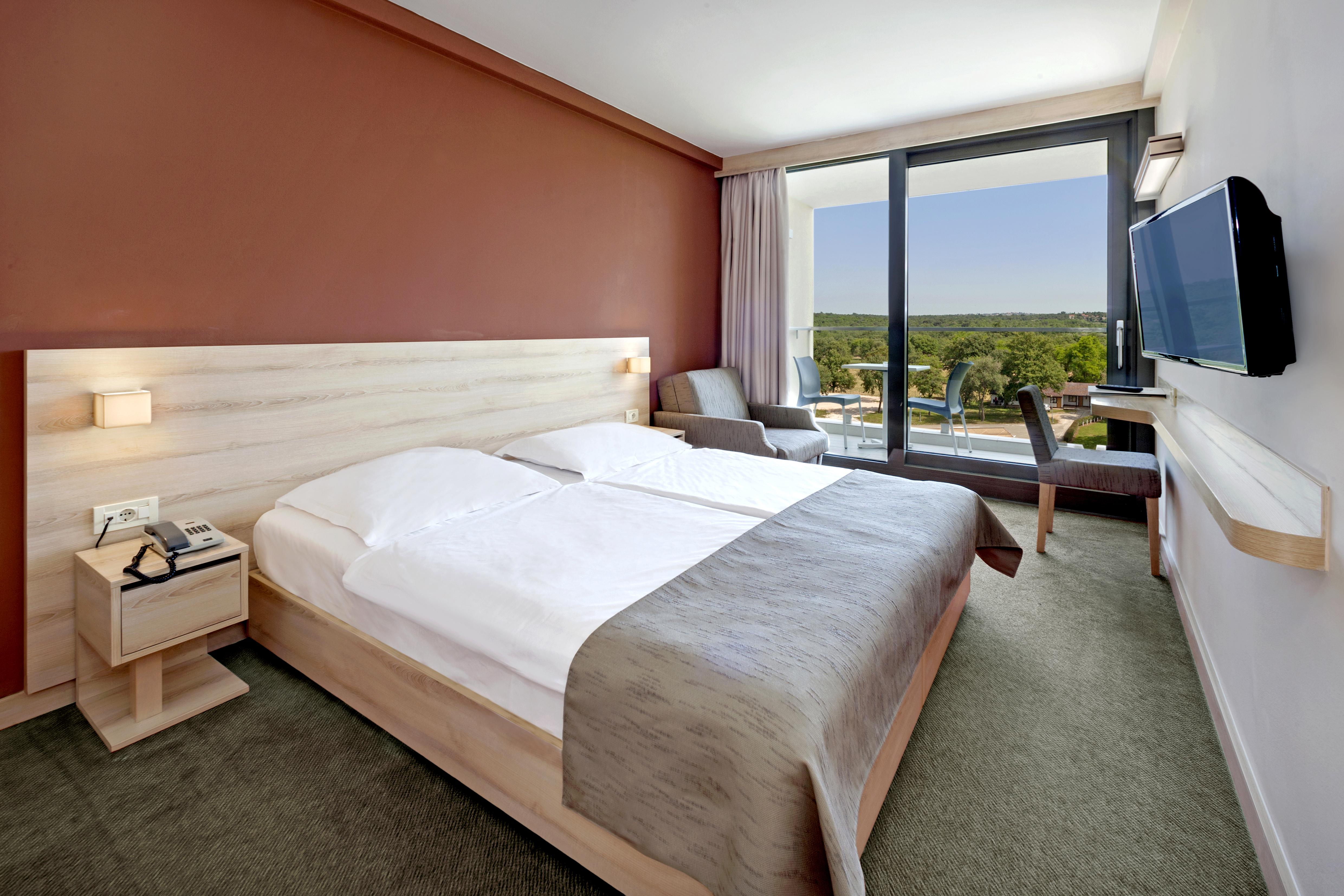 Hotel Materada Plava Laguna Пореч Екстериор снимка