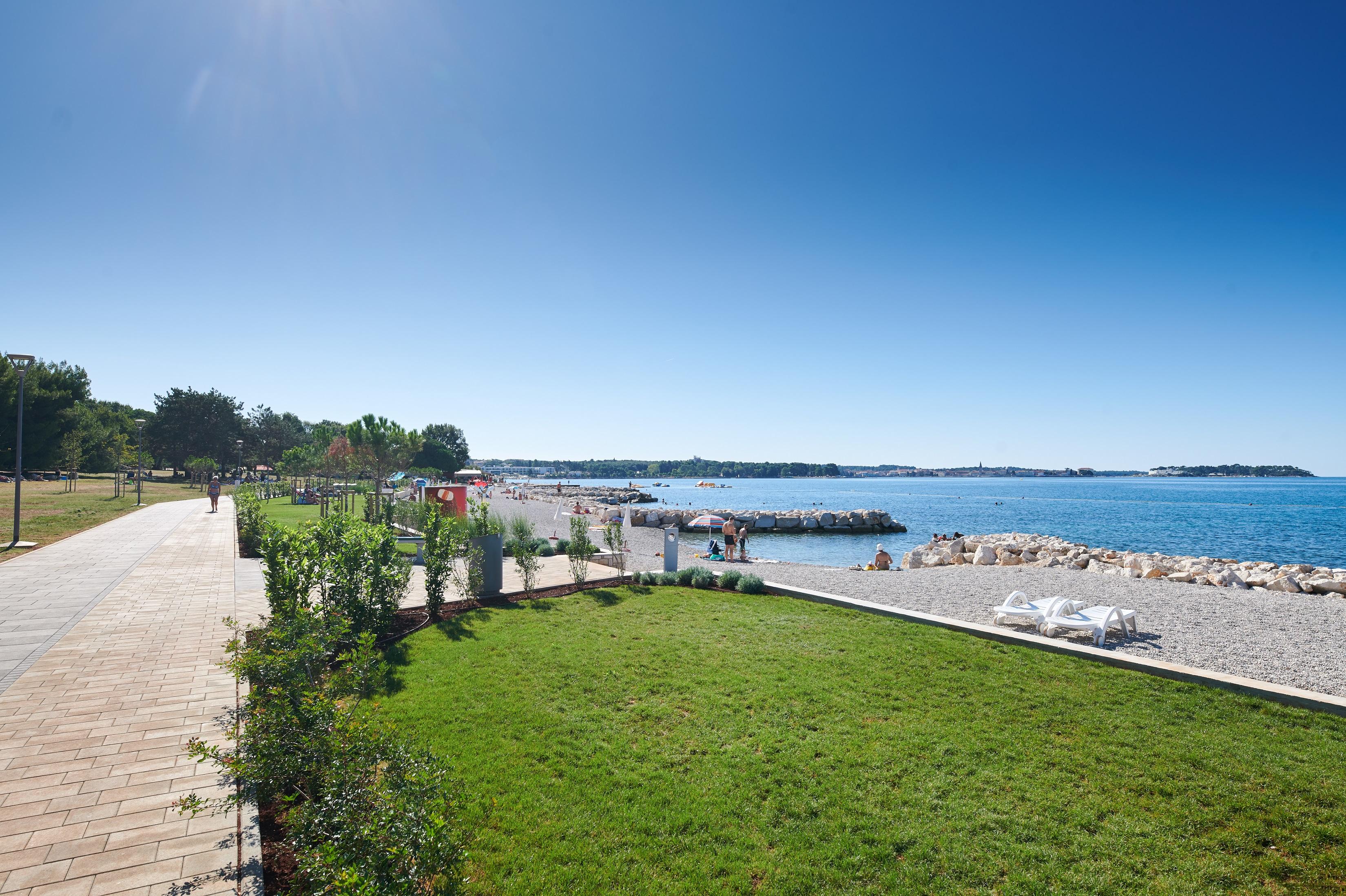 Hotel Materada Plava Laguna Пореч Екстериор снимка